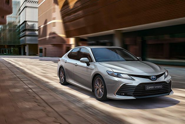 Nowa Toyota Camry